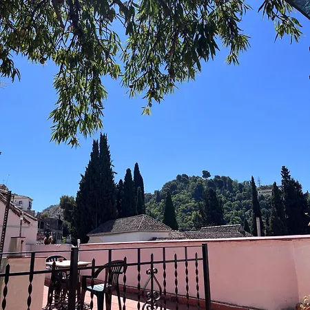 Doble Junior Con Terraza * גרנדה